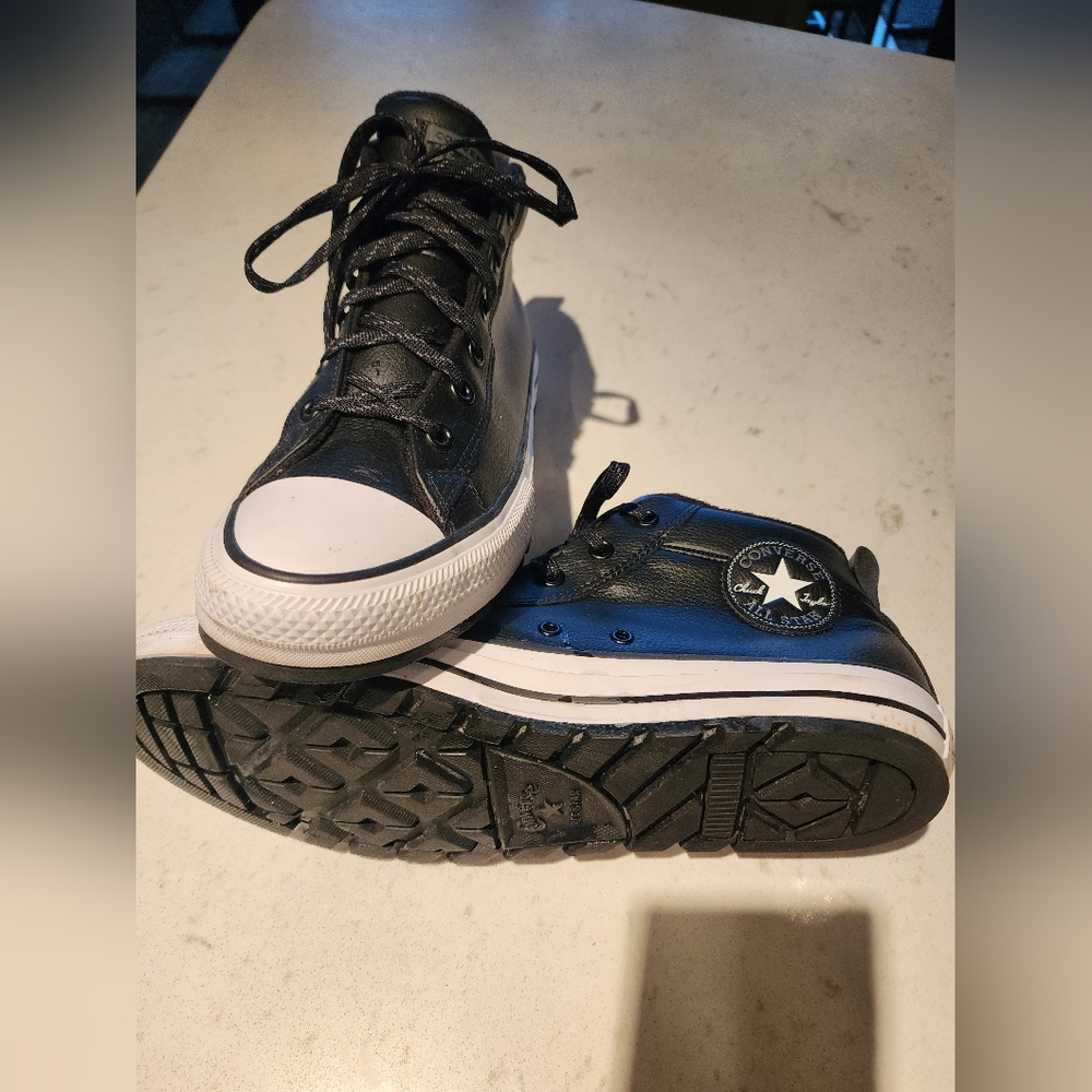 Converse lug sole leather high tops size 11
